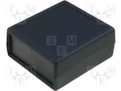 Кутия Z-67/B Кутия: с панел; X:62,8mm; Y:69,4mm; Z:30mm; полистирен; черен